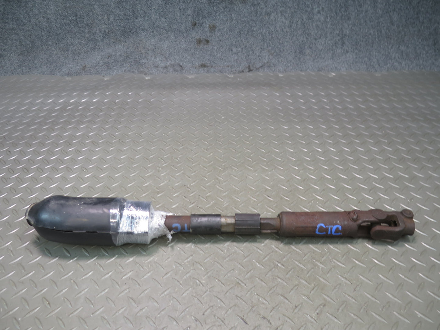 84-85 Chevrolet Corvette C4 Steering Column Coupler Intermediate Shaft OEM