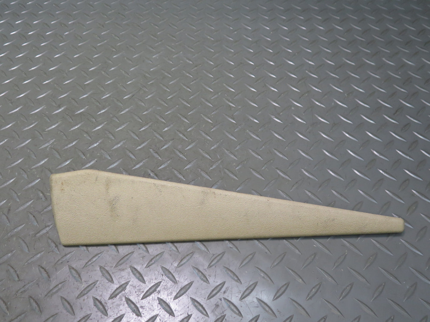 94-95 Mercedes W124 300D Front Left Seat Trim Cover Panel w Carpet Set OEM