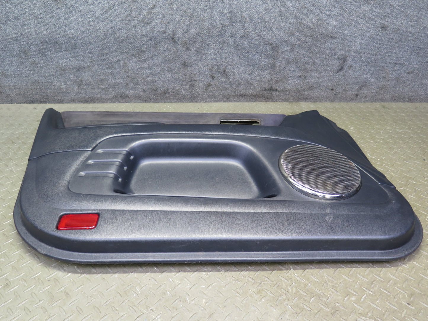 2003 Lexus JCE10L IS300 Sedan Set of 2 Front Door Interior Trim Cover Panel OEM
