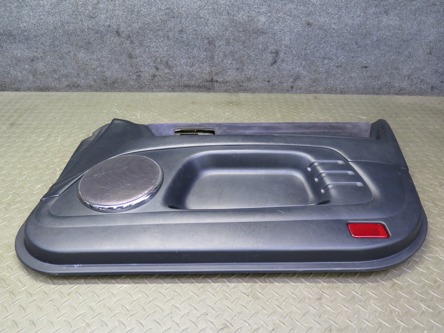 2003 Lexus JCE10L IS300 Sedan Set of 2 Front Door Interior Trim Cover Panel OEM