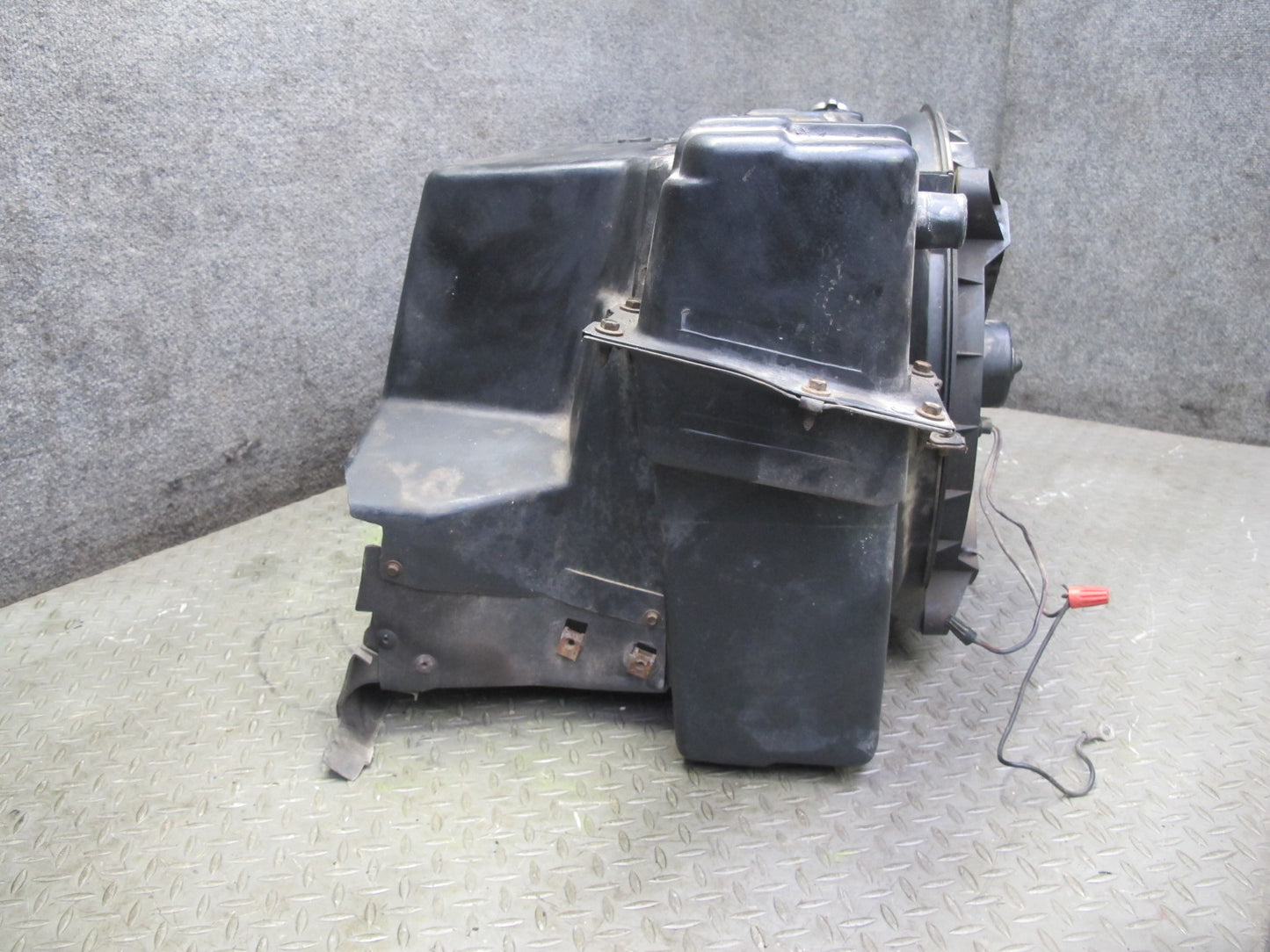 84-89 Chevrolet Corvette C4 M/T Engine Radiator AC Condenser Fan Shroud Assy OEM