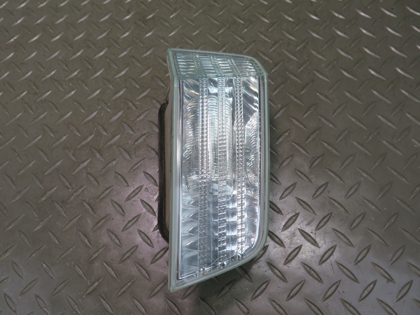 2003-2009 Lexus GX470 Rear Left & Right Side Trunk License Plate Light Lamp Set