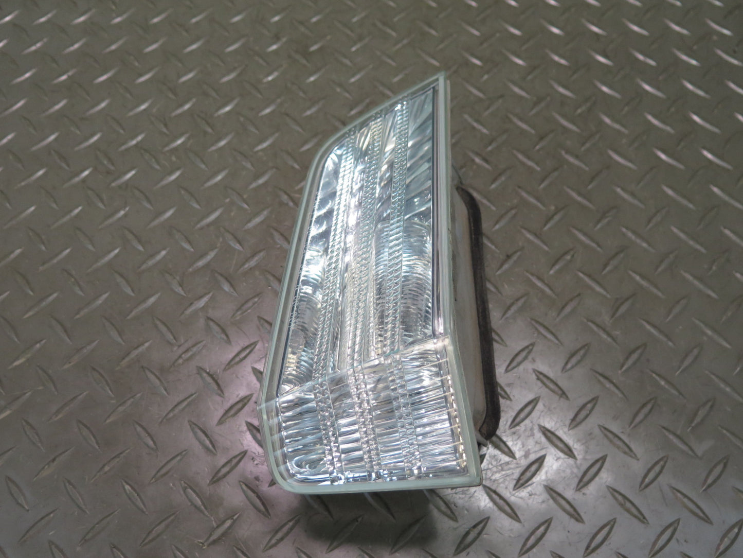 2003-2009 Lexus GX470 Rear Left & Right Side Trunk License Plate Light Lamp Set