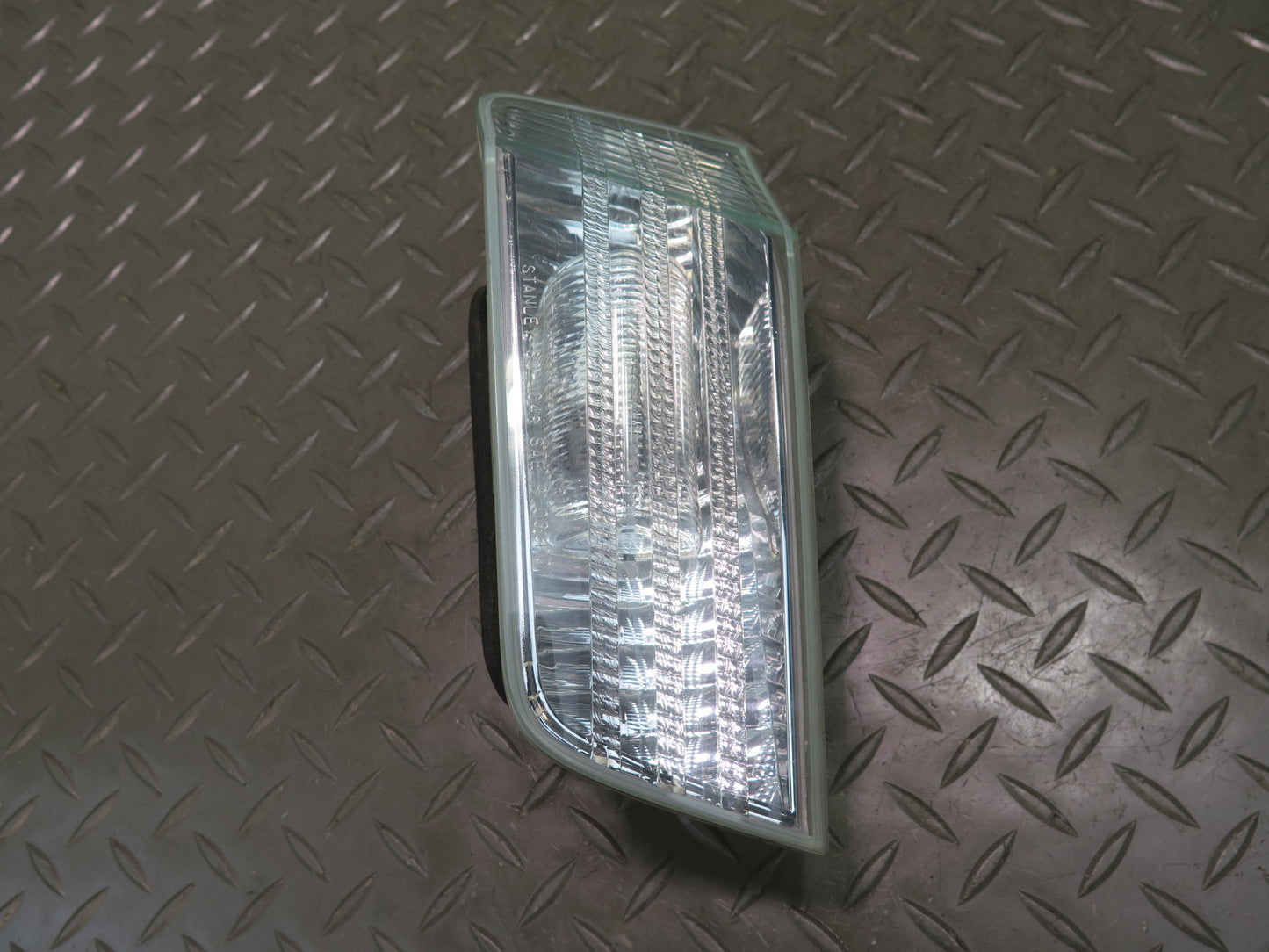 2003-2009 Lexus GX470 Rear Left & Right Side Trunk License Plate Light Lamp Set