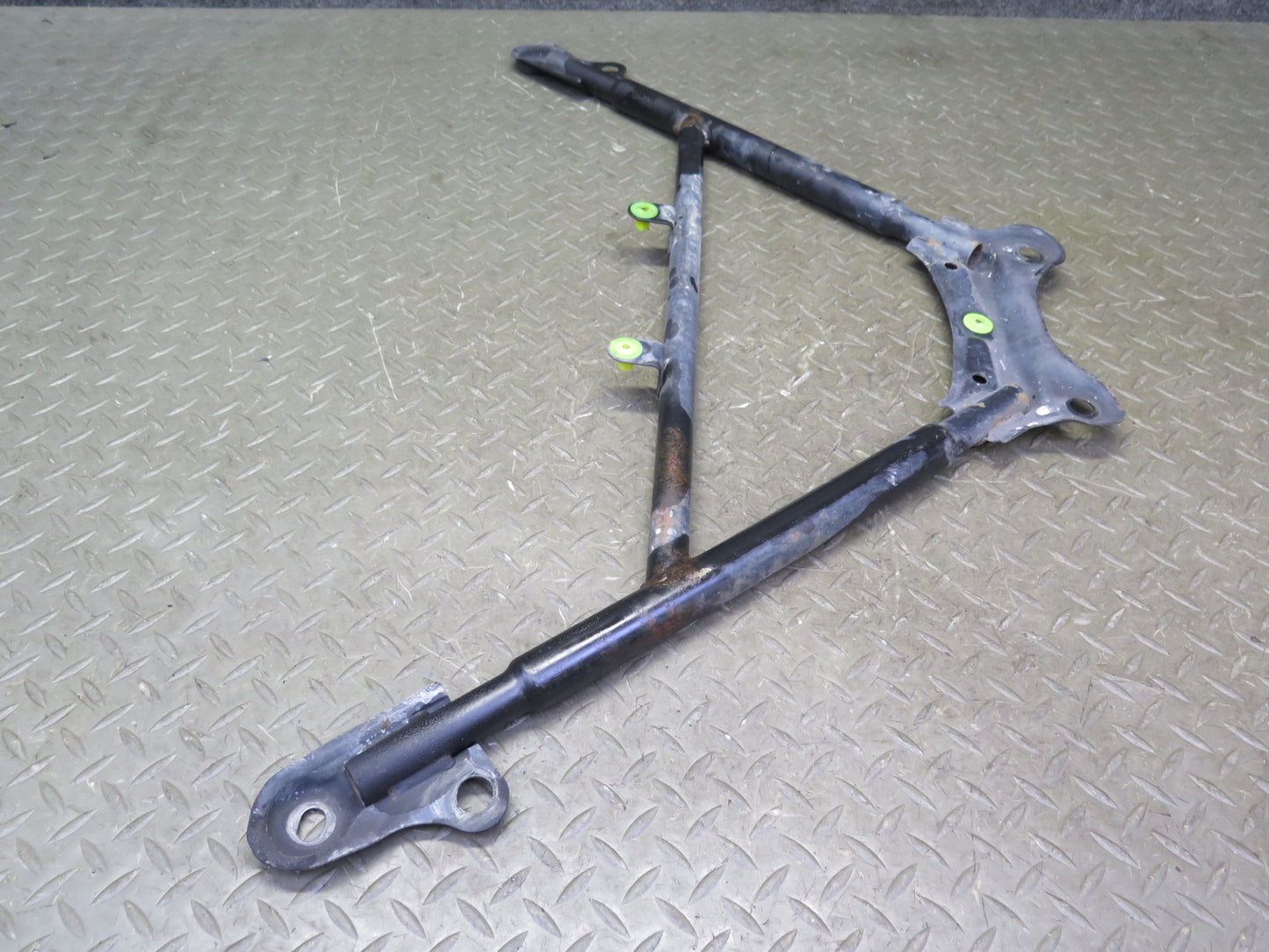 02-10 Lexus SC430 Front Suspension Lower Subframe Crossmember Brace Cradle OEM