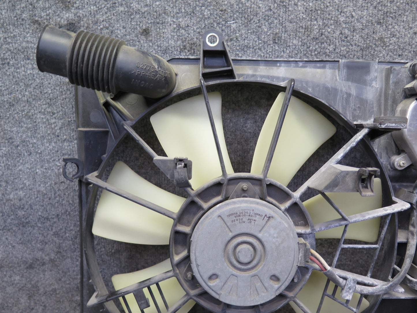 02-10 Lexus SC430 Engine Cooling Fan Motor Shroud w Control Module OEM