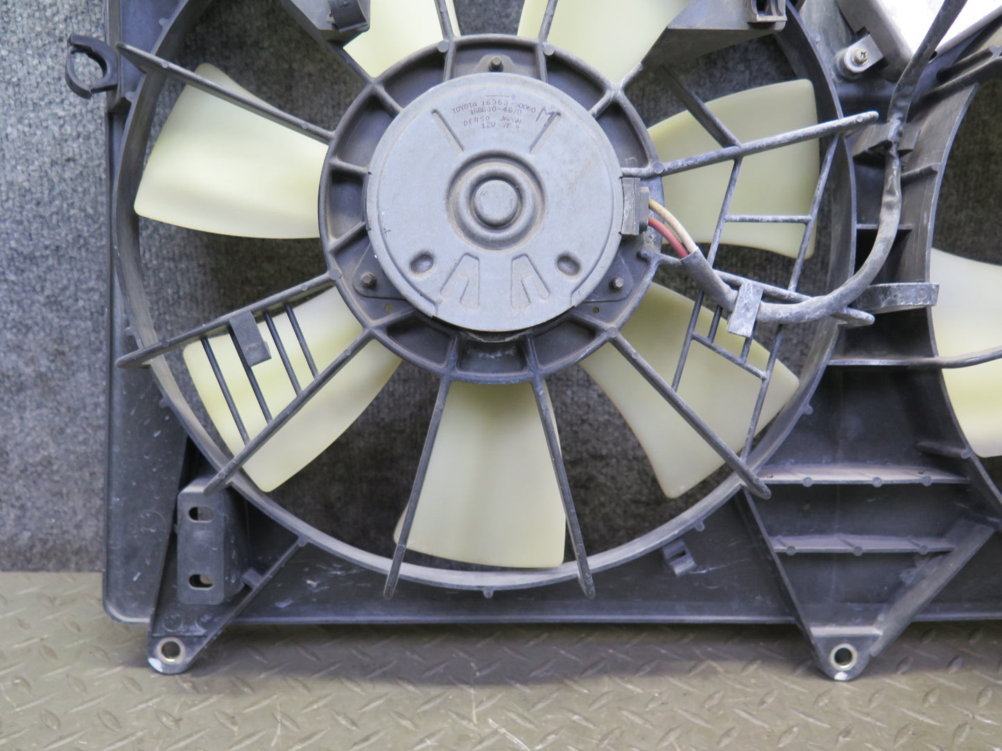 02-10 Lexus SC430 Engine Cooling Fan Motor Shroud w Control Module OEM