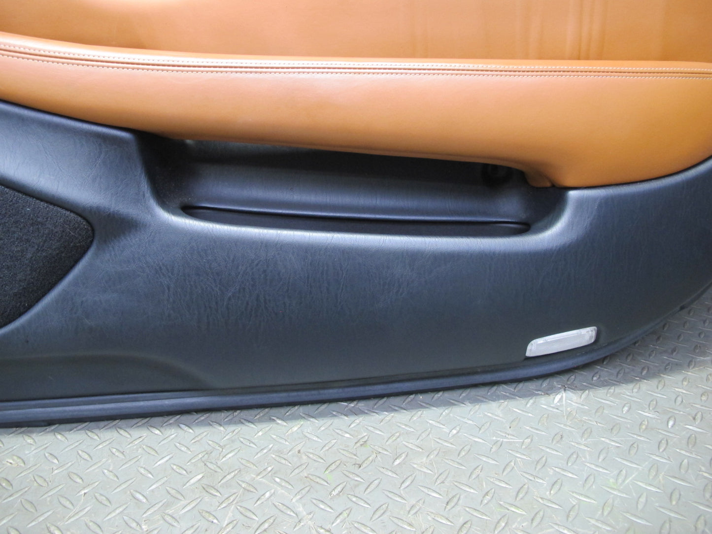 02-10 Lexus SC430 UZZ40L Right Door Interior Trim Cover Panel Saddle Black OEM