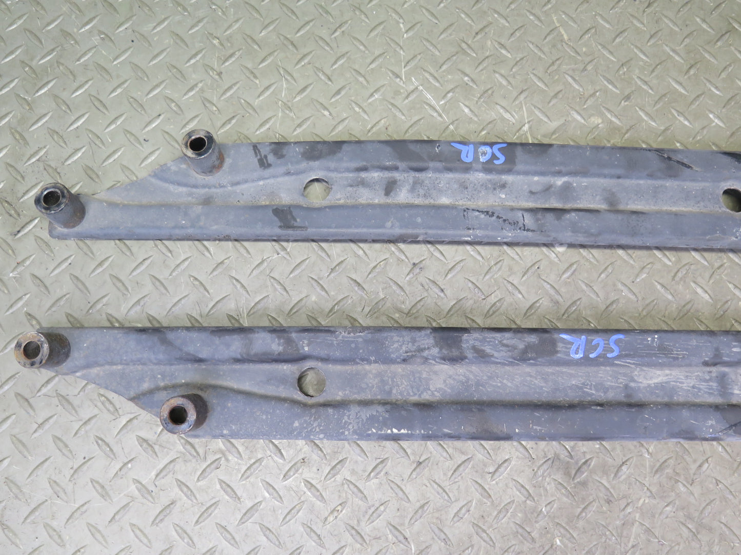 02-10 Lexus UZZ40L SC430 Set of 5 Rear Suspension Mounting Brace Plate OEM