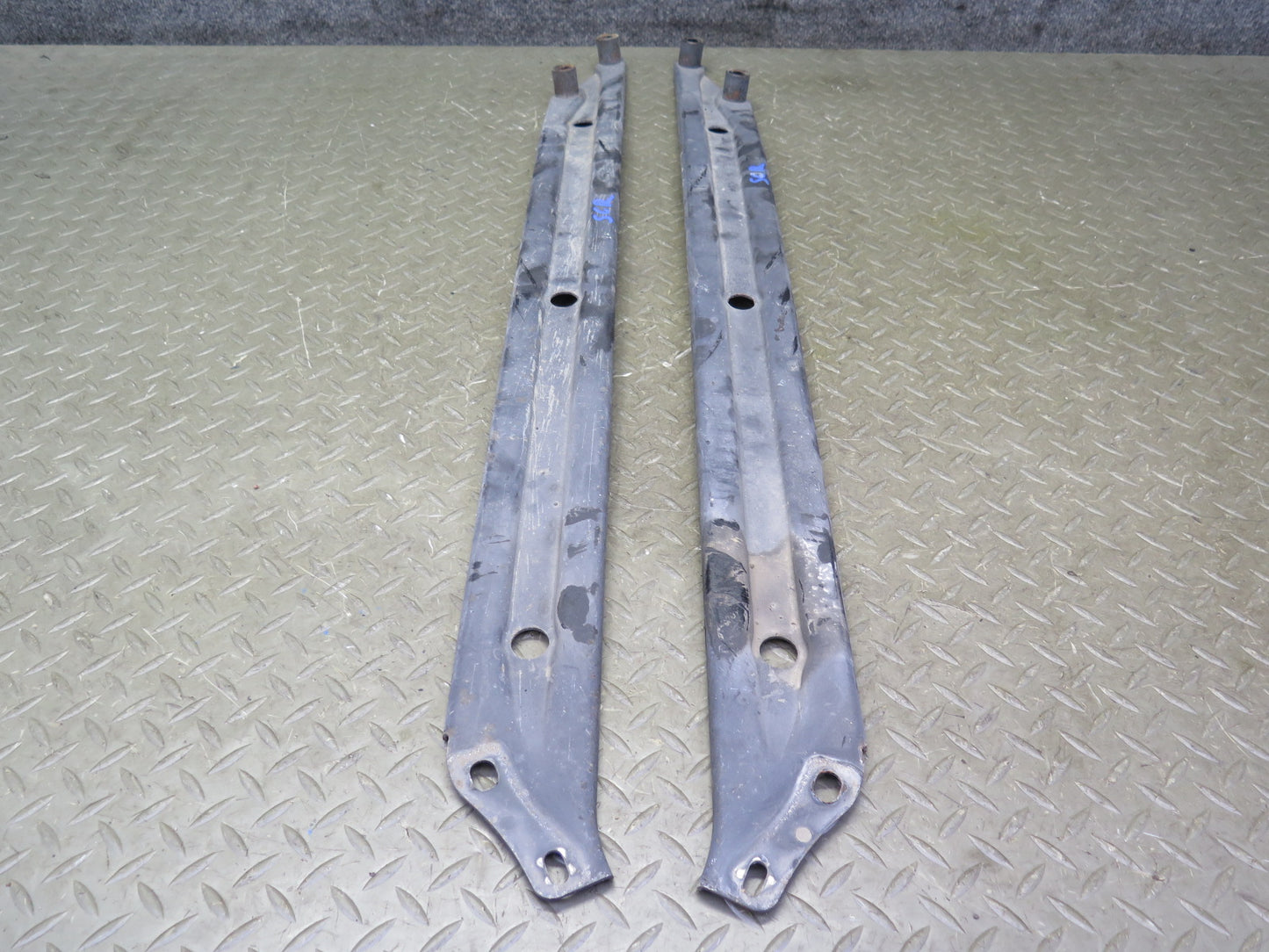02-10 Lexus UZZ40L SC430 Set of 5 Rear Suspension Mounting Brace Plate OEM