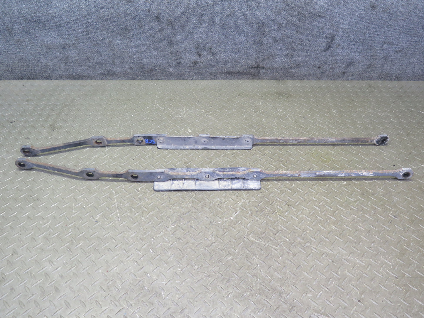 02-10 Lexus UZZ40L SC430 Set of 5 Rear Suspension Mounting Brace Plate OEM