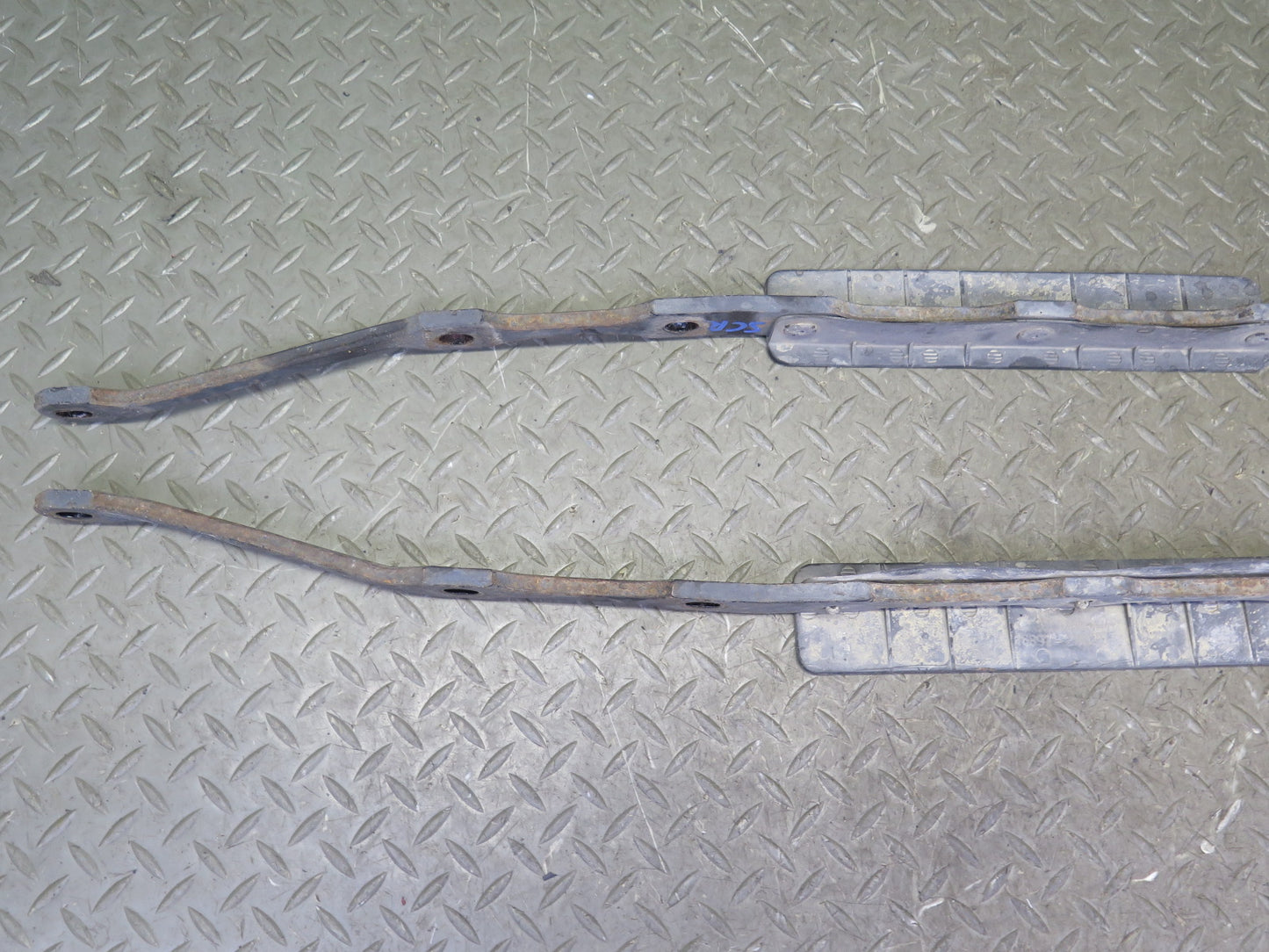 02-10 Lexus UZZ40L SC430 Set of 5 Rear Suspension Mounting Brace Plate OEM