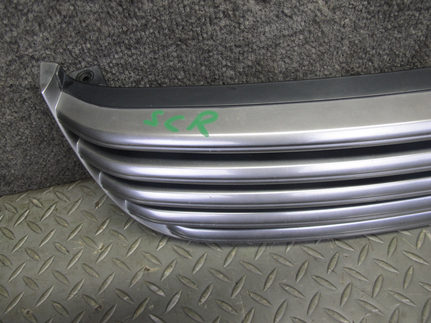 02-05 Lexus SC430 UZZ40L Front Bumper Grille Trim w Emblem OEM