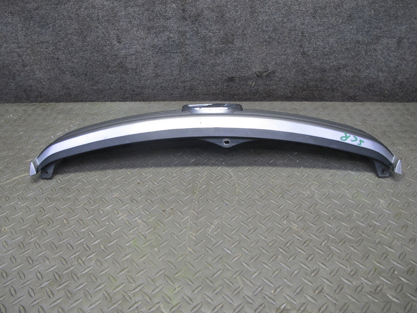 02-05 Lexus SC430 UZZ40L Front Bumper Grille Trim w Emblem OEM