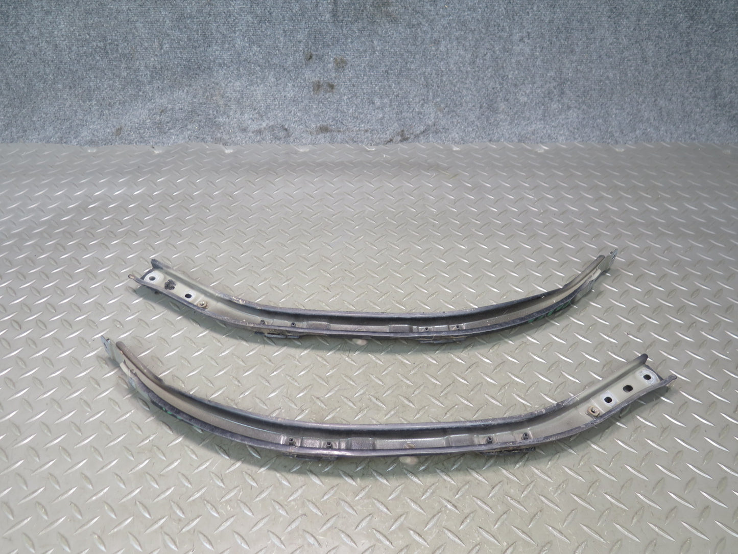 02-10 Lexus UZZ40L SC430 Set of 2 Front Bumper Headlight Support Bracket OEM