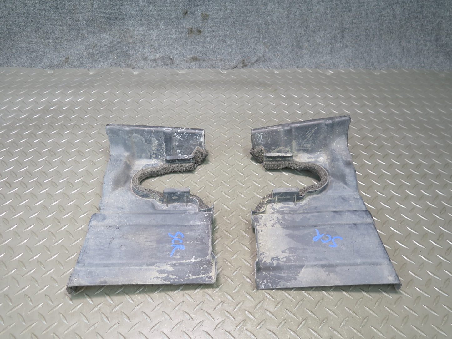 02-10 Lexus Z40 SC430 Front Left & Right Side Engine Cover Set OEM