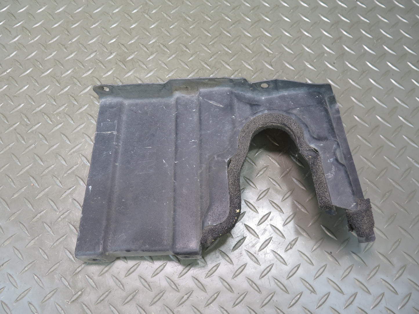 02-10 Lexus Z40 SC430 Front Left & Right Side Engine Cover Set OEM