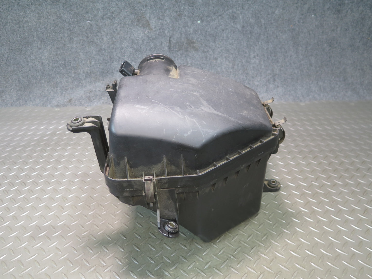 02-10 Lexus Z40 SC430 3UZFE Air Intake Cleaner Filter Box w MAF Sensor OEM