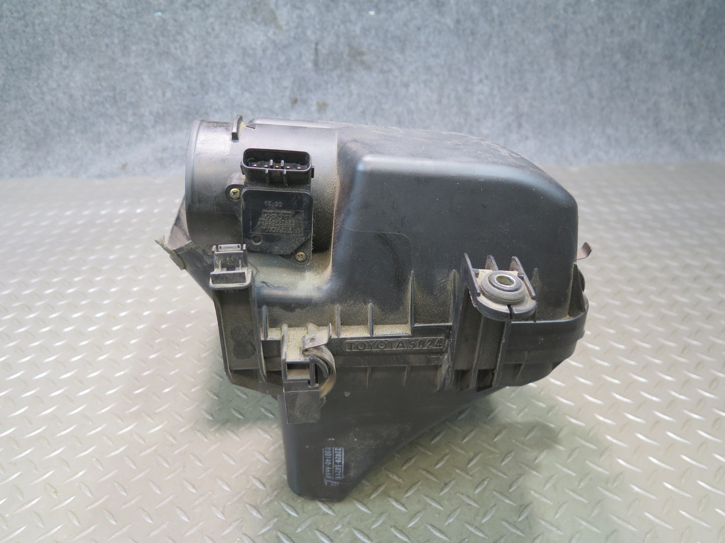 02-10 Lexus Z40 SC430 3UZFE Air Intake Cleaner Filter Box w MAF Sensor OEM