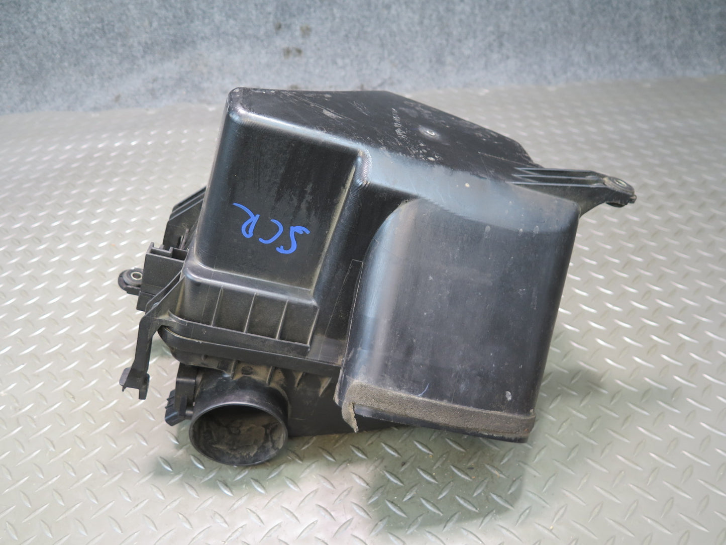 02-10 Lexus Z40 SC430 3UZFE Air Intake Cleaner Filter Box w MAF Sensor OEM