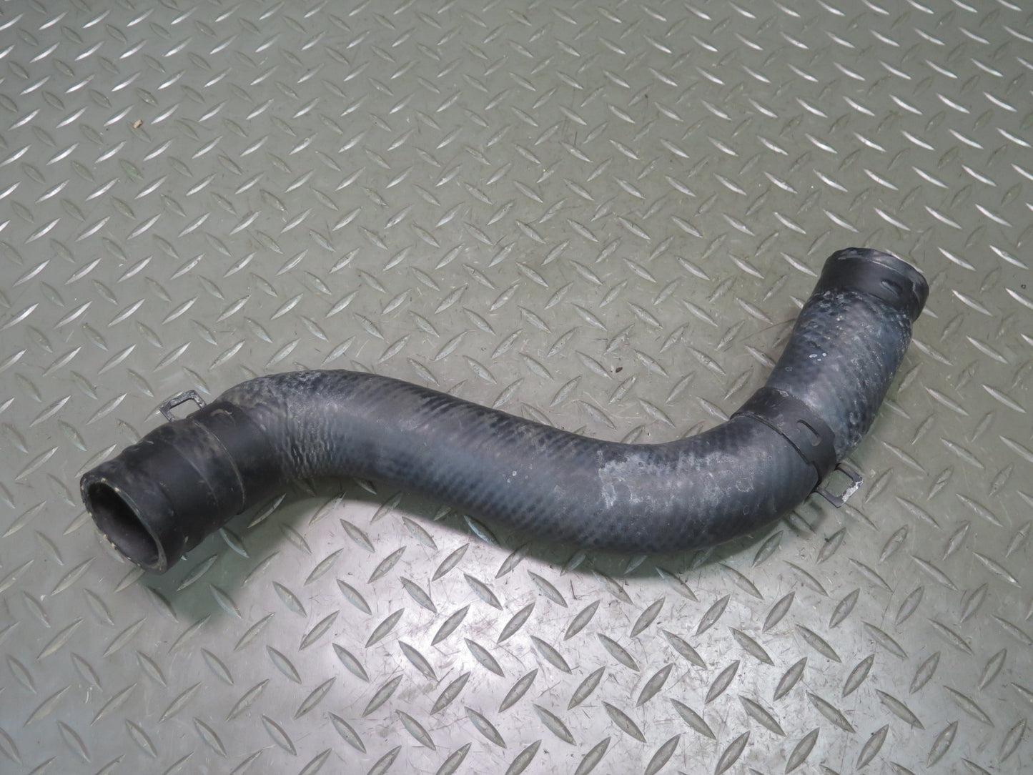 02-10 Lexus UZZ40L SC430 4.3L 3UZFE Set of 2 Engine Radiator Hose Line OEM