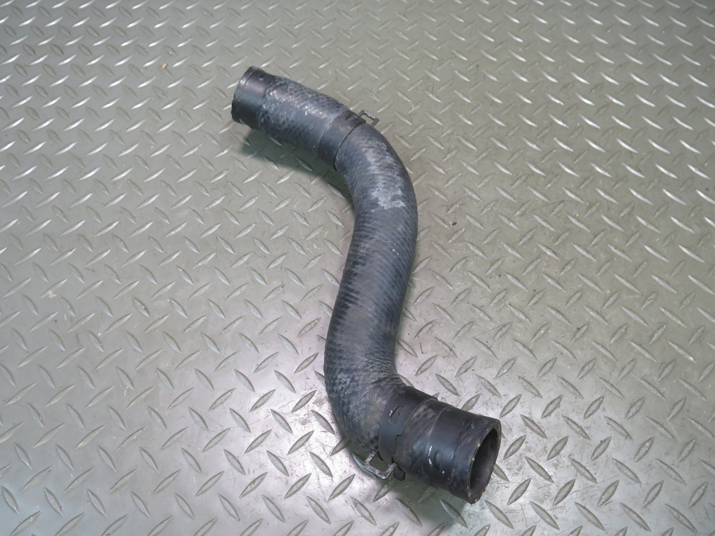 02-10 Lexus UZZ40L SC430 4.3L 3UZFE Set of 2 Engine Radiator Hose Line OEM