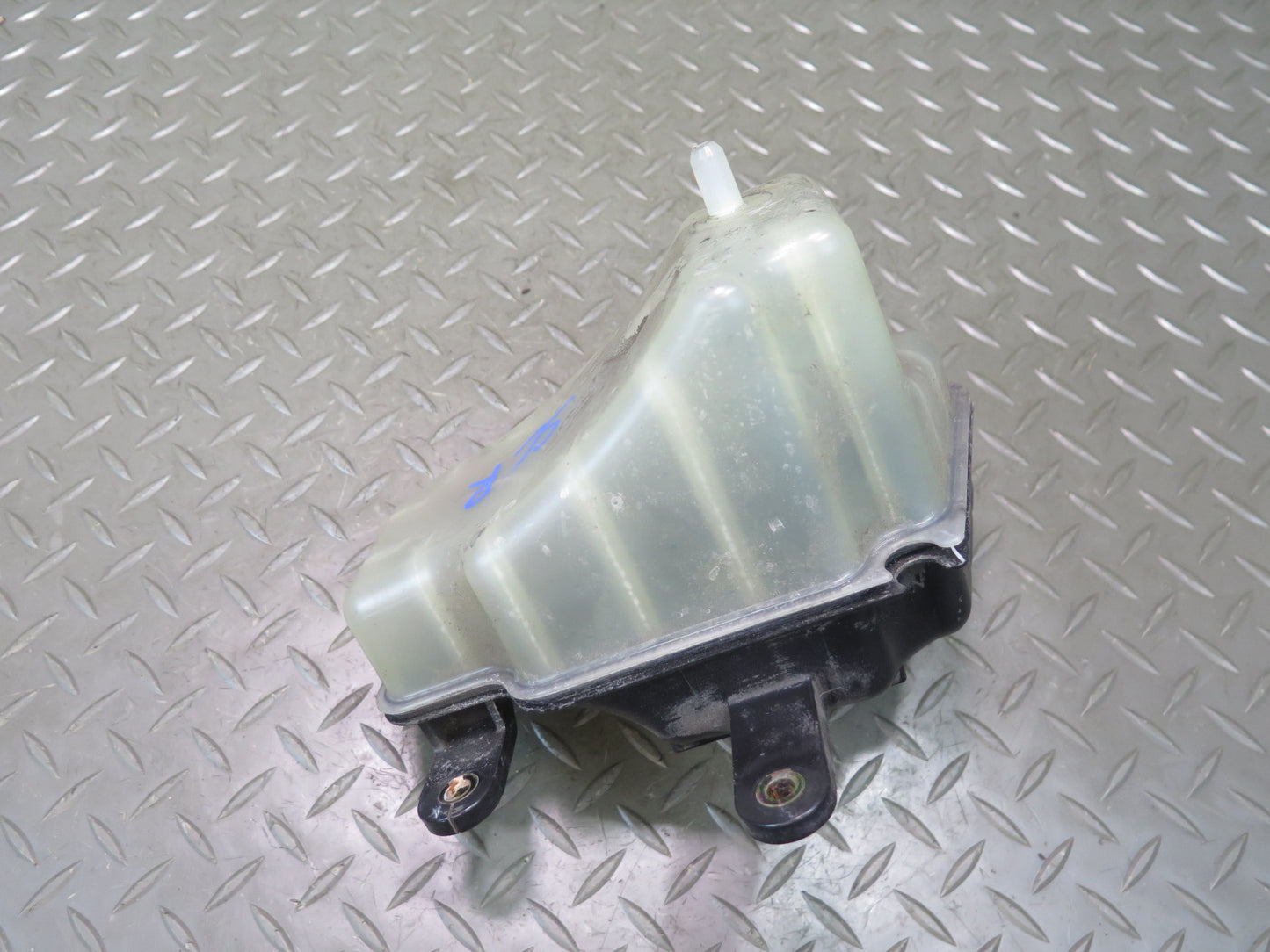 02-10 Lexus Z40 SC430 Engine Coolant Expansion Overflow Reservoir Tank OEM