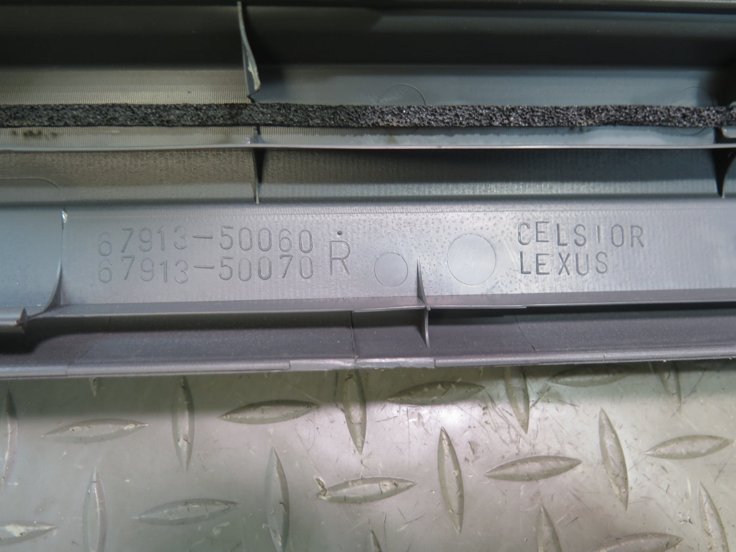 01-06 Lexus LS430 Set of 4 Front & Rear Door Scuff Sill Plate Trim Panel OEM