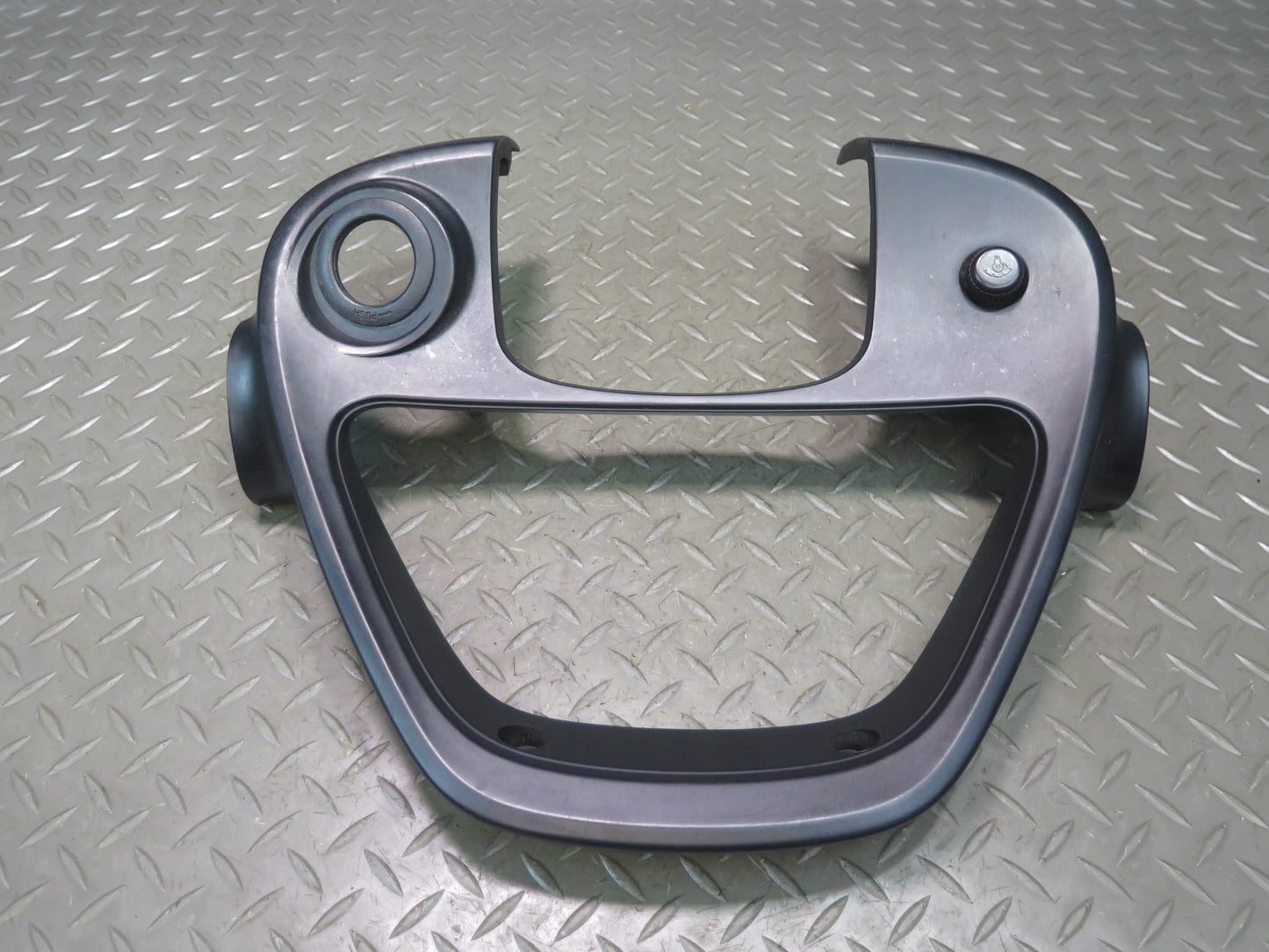 01-05 Lexus JCE10L IS300 Instrument Cluster Speedometer Trim Cover Black OEM