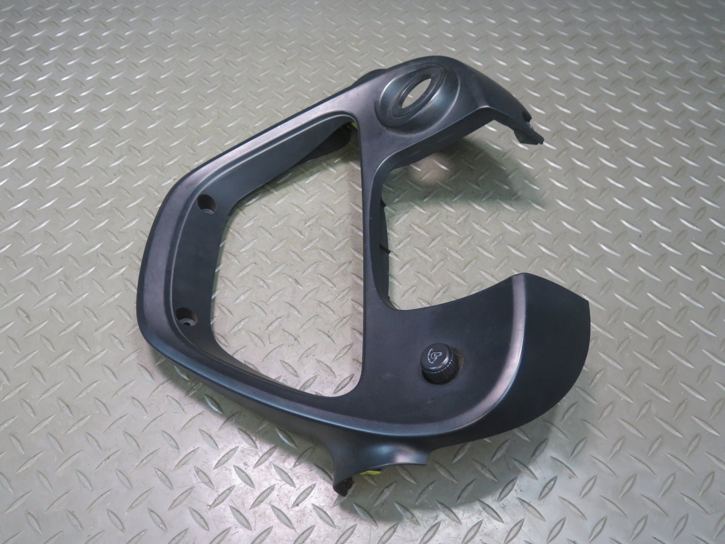 01-05 Lexus JCE10L IS300 Instrument Cluster Speedometer Trim Cover Black OEM