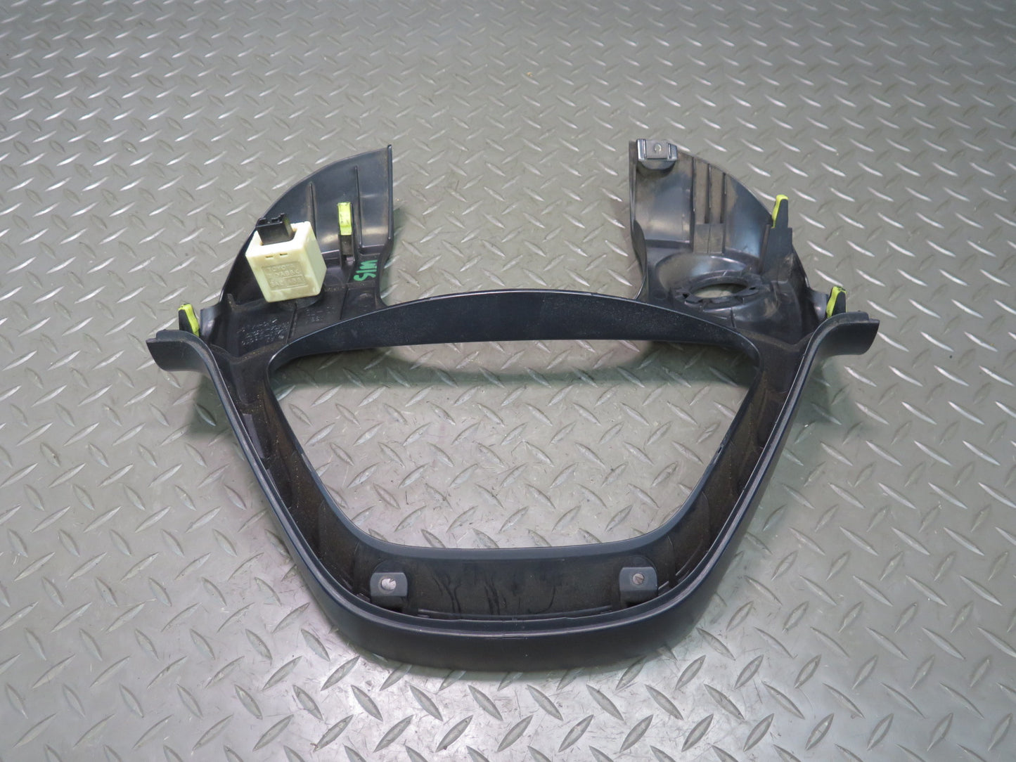 01-05 Lexus JCE10L IS300 Instrument Cluster Speedometer Trim Cover Black OEM