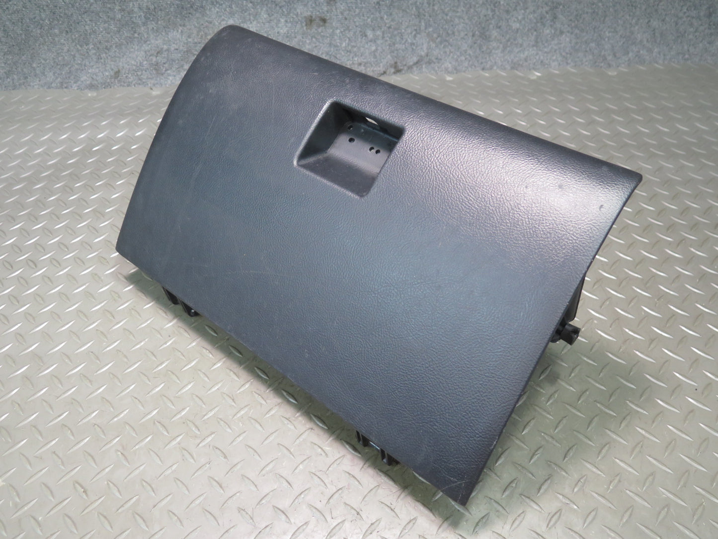 01-05 Lexus JCE10L IS300 Dash Glove Box Compartment Storage OEM