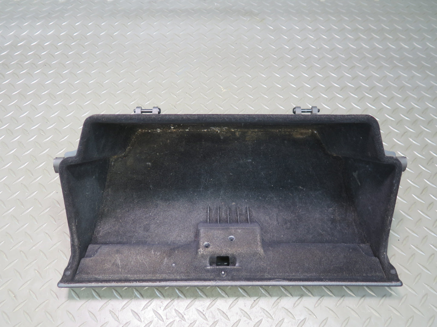 01-05 Lexus JCE10L IS300 Dash Glove Box Compartment Storage OEM