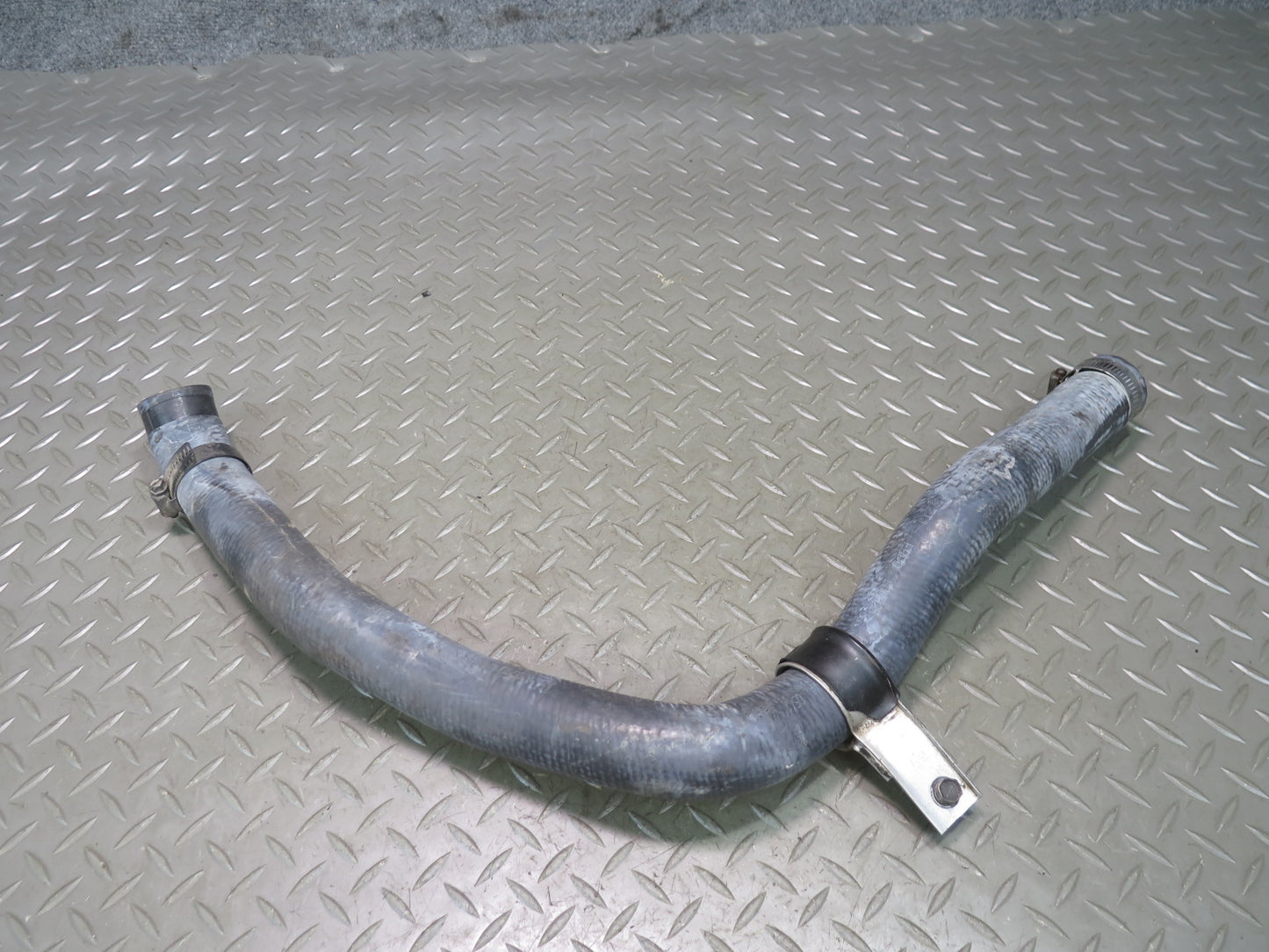 1984 Chevrolet Corvette C4 5.7L MT Engine Water Coolant Hose Pipe Line Set OEM