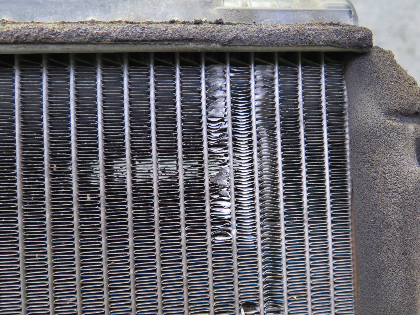 02-10 Lexus Z40 SC430 Engine Coolant Radiator w Cap OEM
