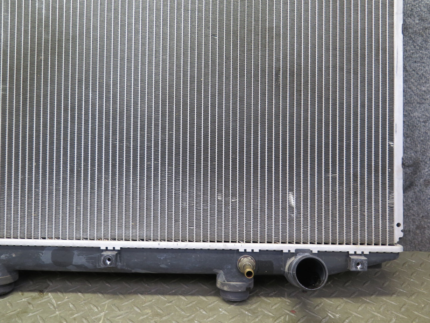 02-10 Lexus Z40 SC430 Engine Coolant Radiator w Cap OEM