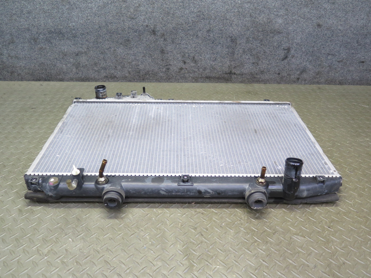 02-10 Lexus Z40 SC430 Engine Coolant Radiator w Cap OEM