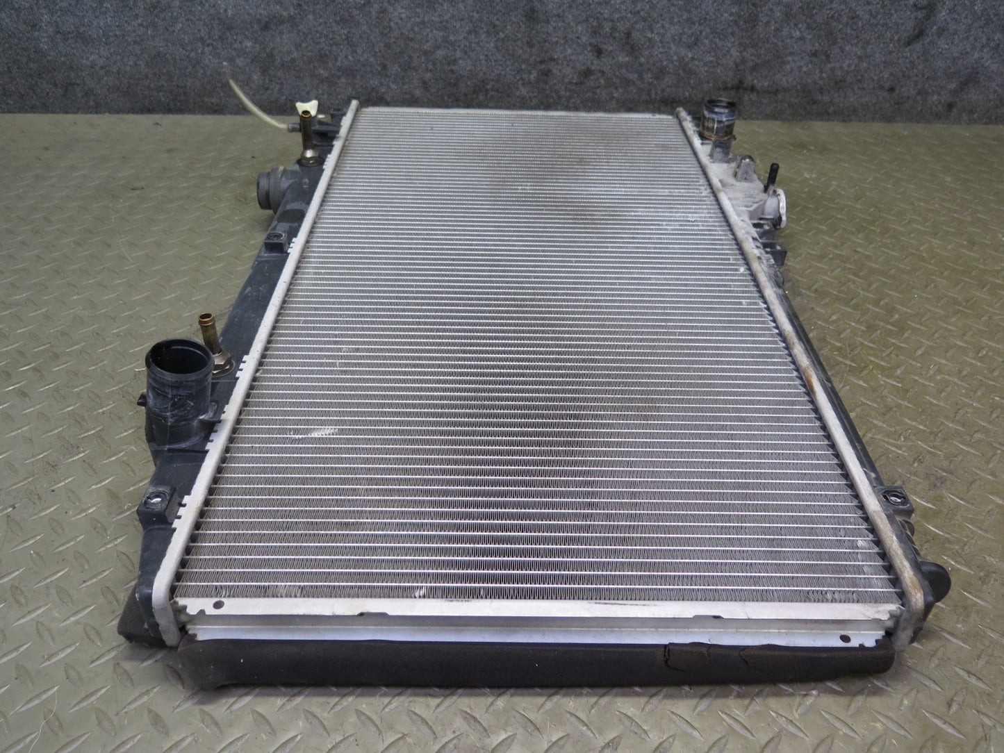 02-10 Lexus Z40 SC430 Engine Coolant Radiator w Cap OEM