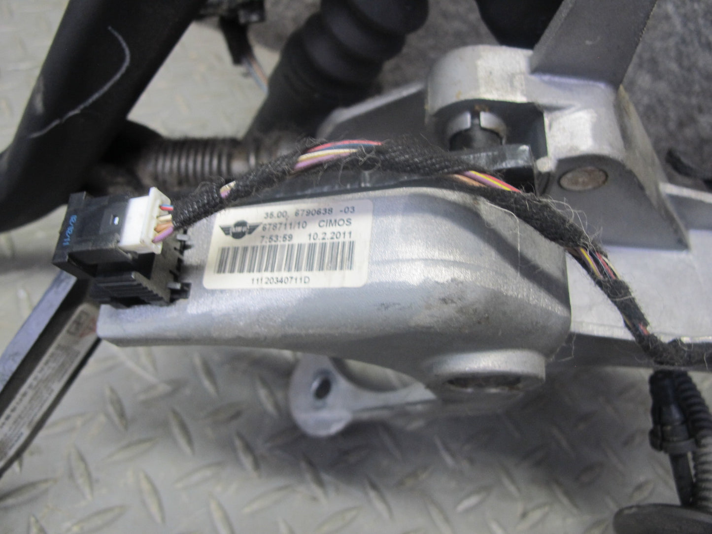 07-13 Mini S R55 R56 R57 R58 R59 M/T Gas Brake Clutch Pedal Cylinder Set OEM