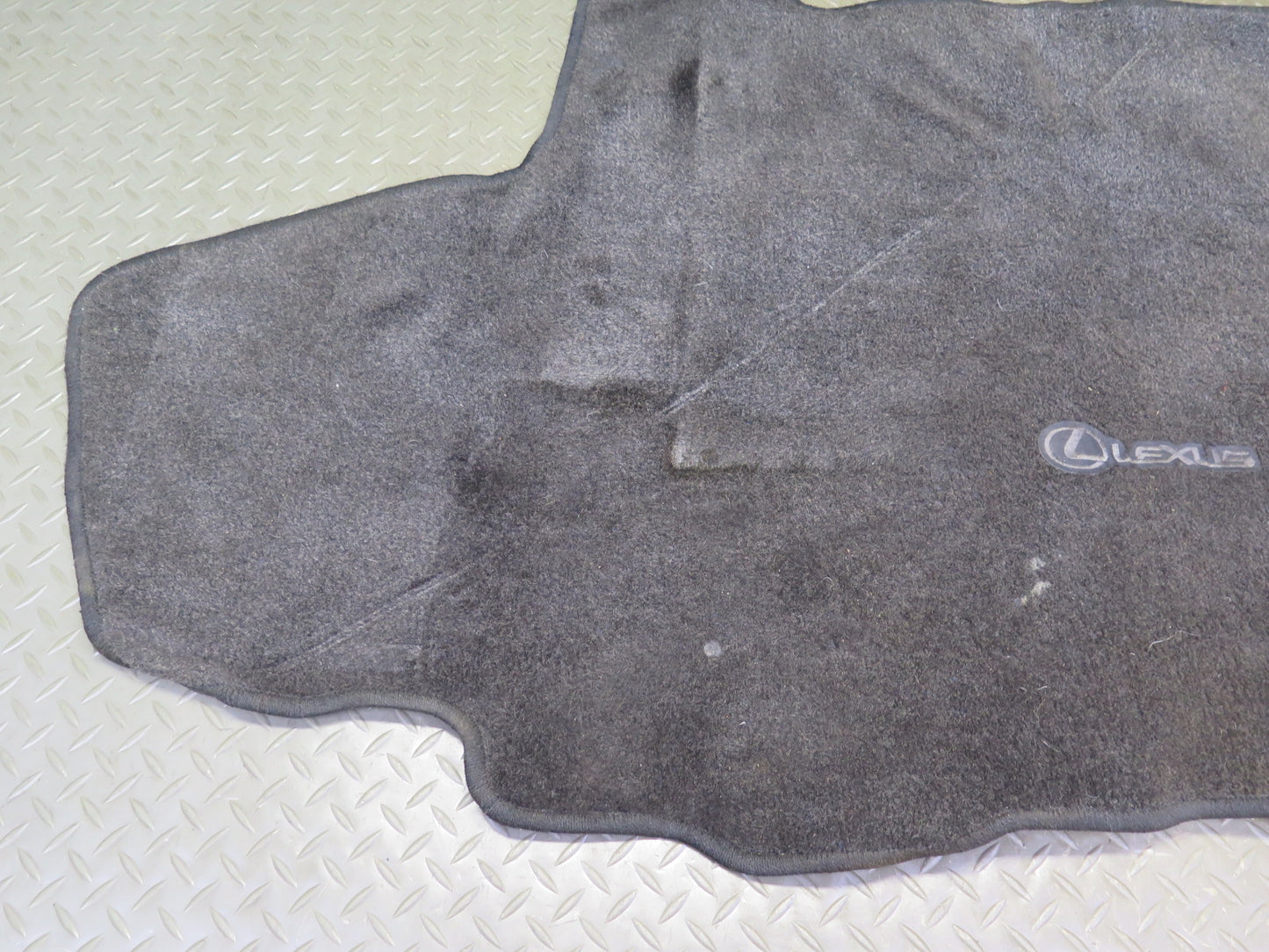 01-05 Lexus JCE10L IS300 Sedan Rear Trunk Floor MAT Carpet Cover OEM