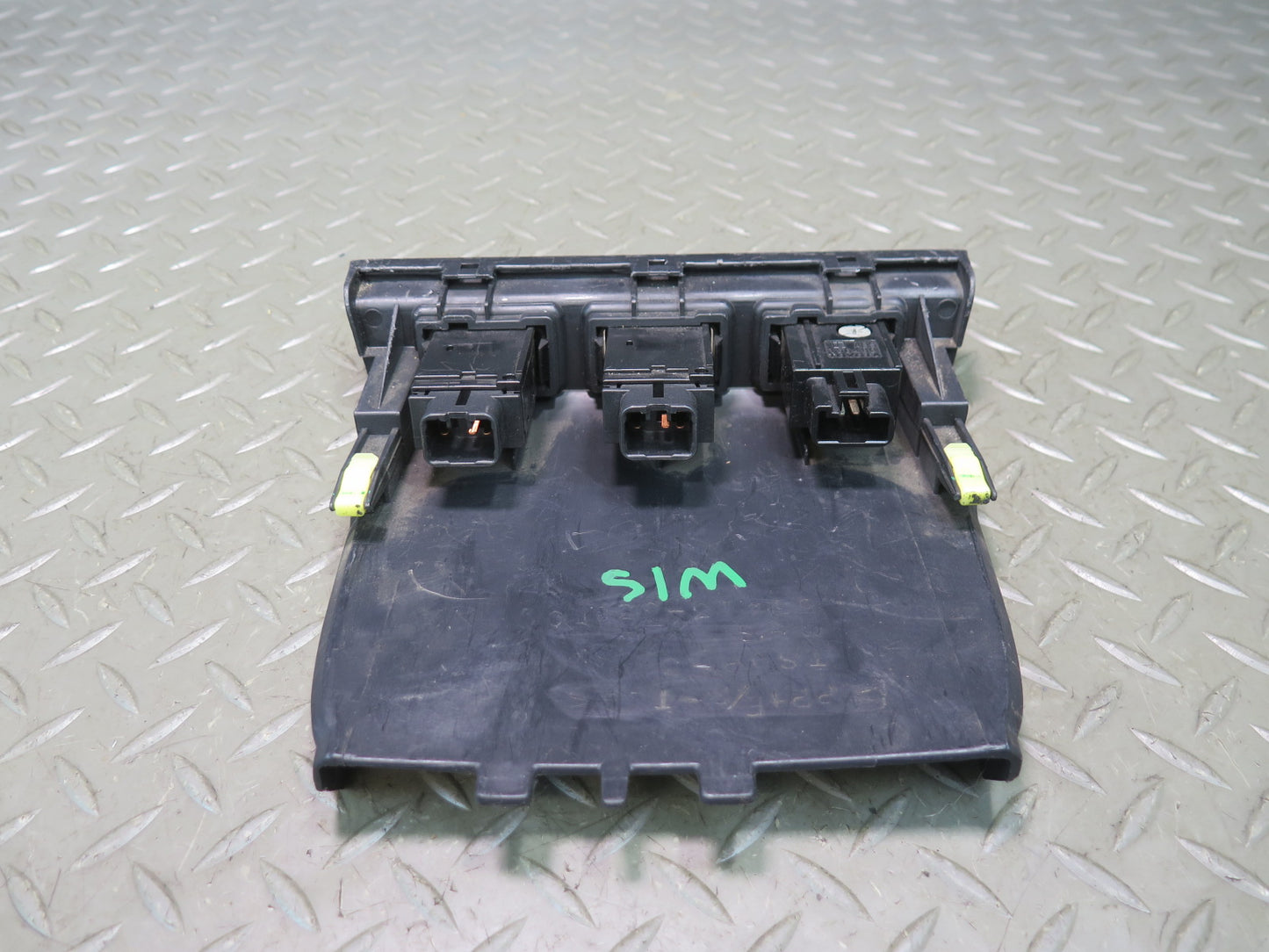 01-03 Lexus JCE10L IS300 Heated Seat Heater Traction Control Switch Panel OEM
