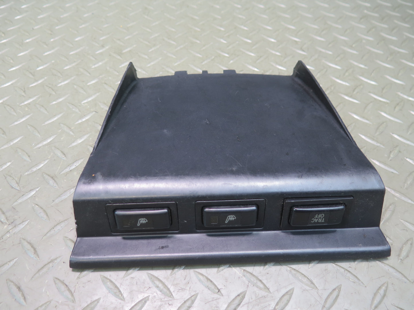 01-03 Lexus JCE10L IS300 Heated Seat Heater Traction Control Switch Panel OEM