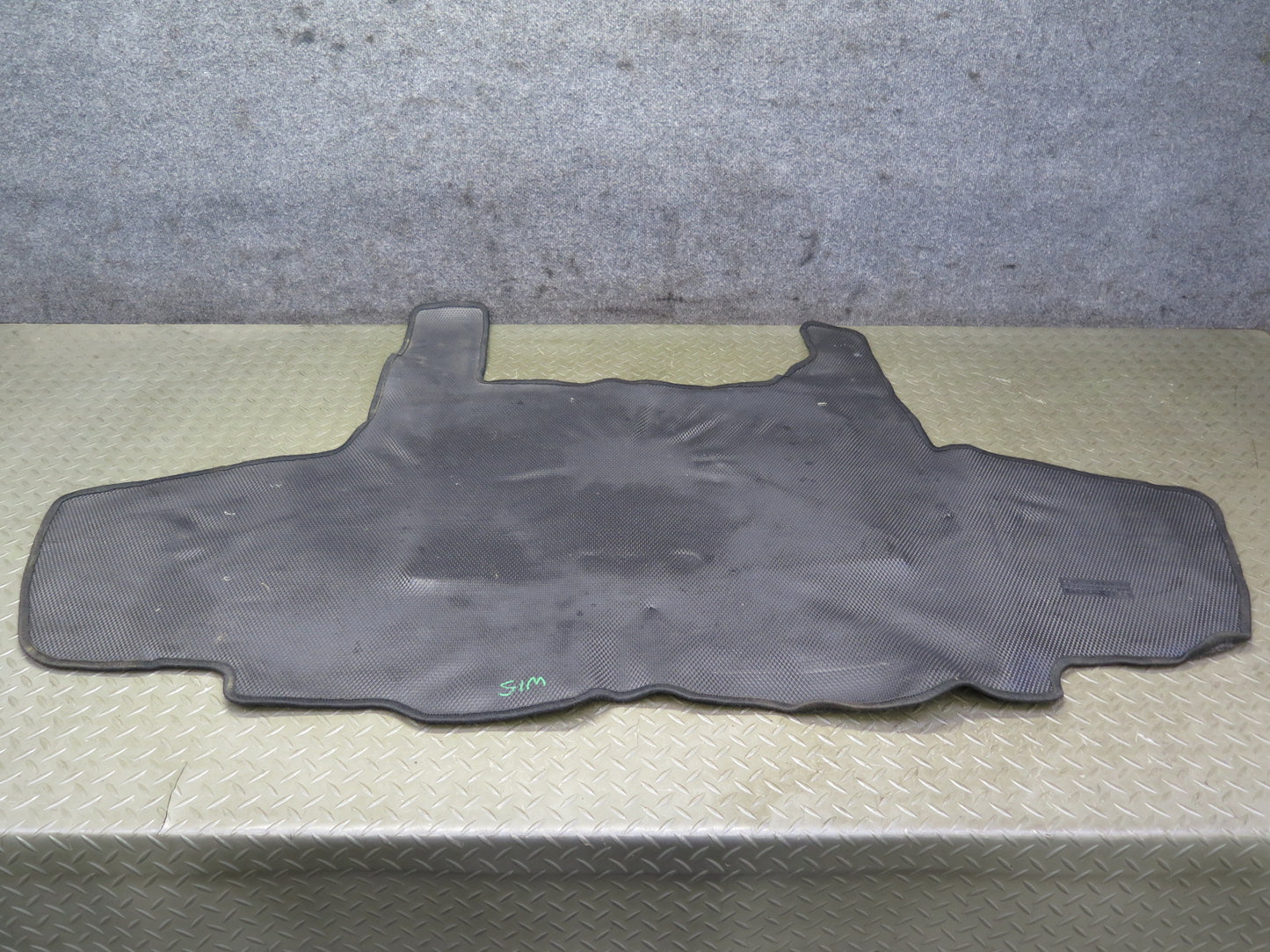 01-05 Lexus JCE10L IS300 Sedan Rear Trunk Floor MAT Carpet Cover OEM