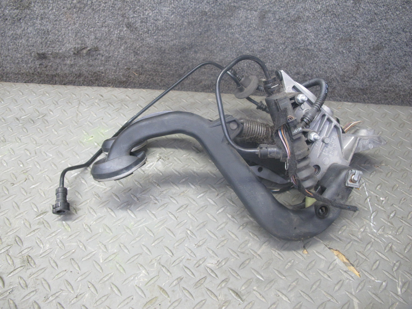 07-13 Mini S R55 R56 R57 R58 R59 M/T Gas Brake Clutch Pedal Cylinder Set OEM