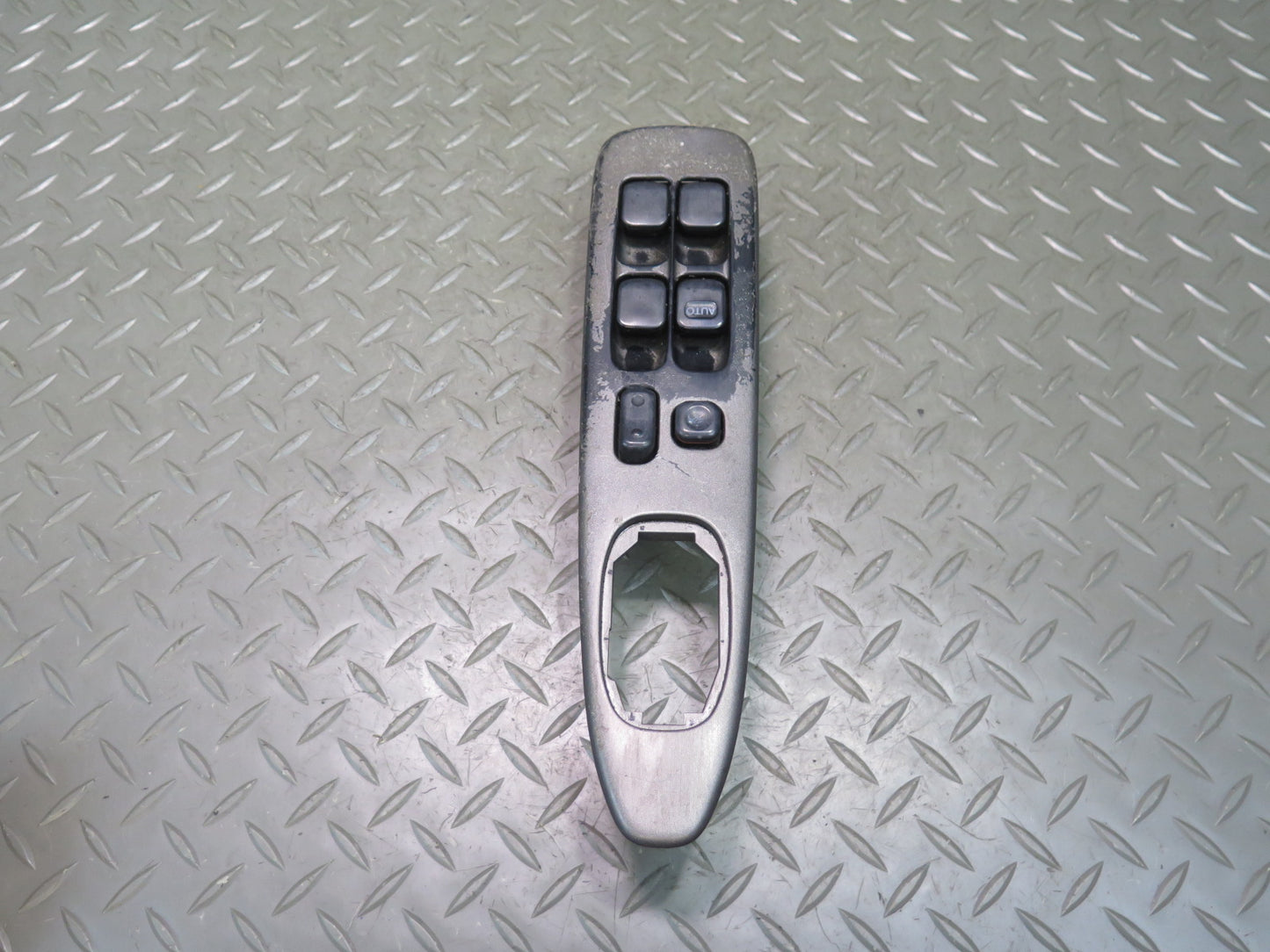 01-05 Lexus JCE10L IS300 Set of 4 Front & Rear Door Window Mirror Switch OEM