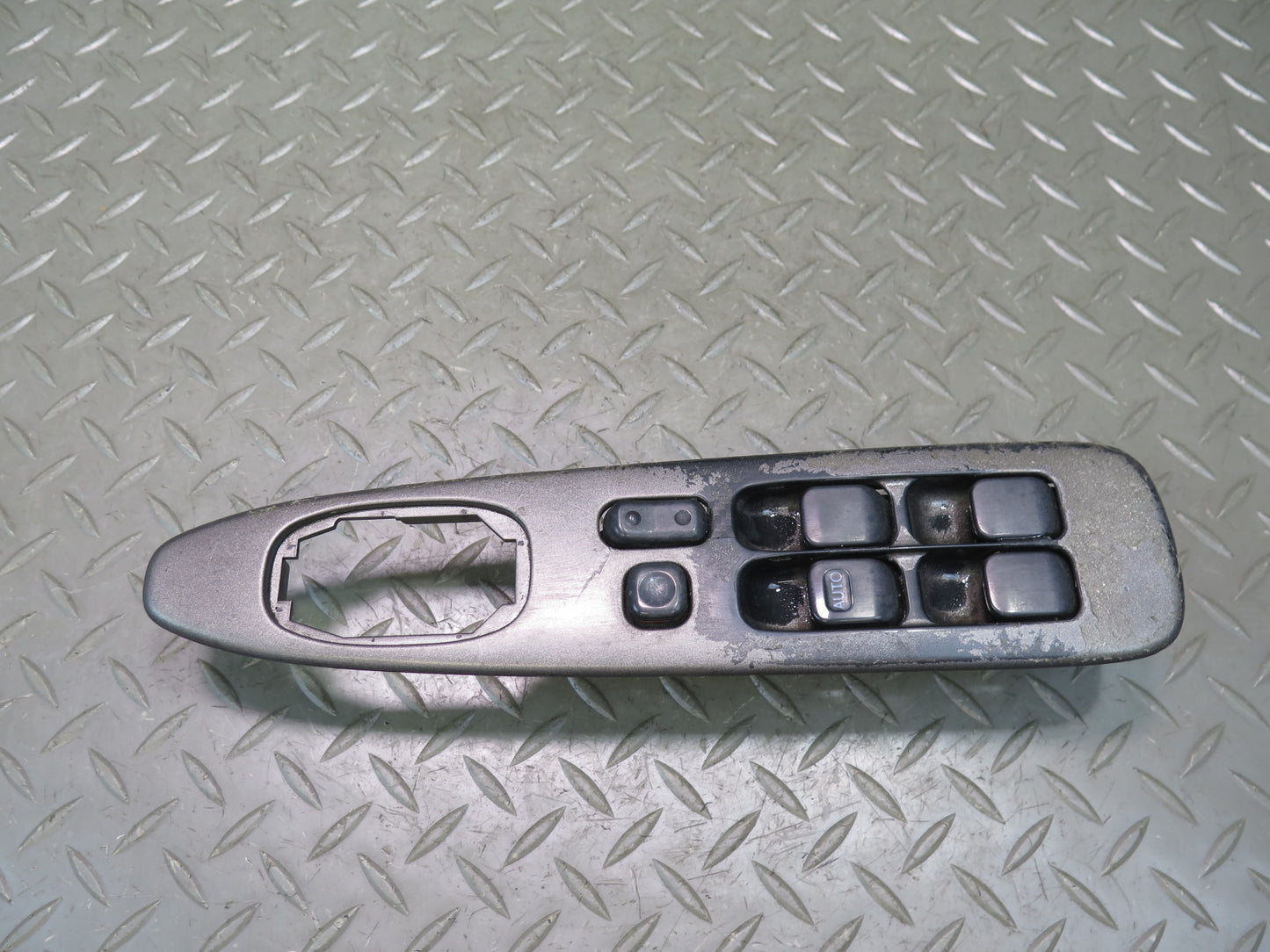 01-05 Lexus JCE10L IS300 Set of 4 Front & Rear Door Window Mirror Switch OEM