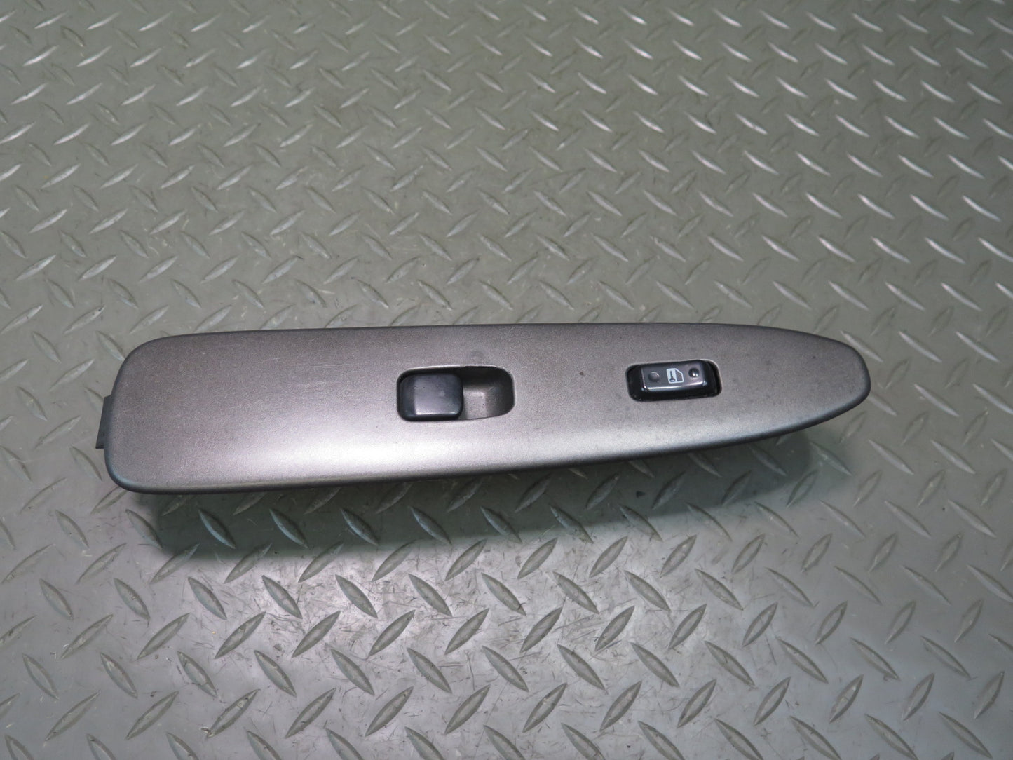 01-05 Lexus JCE10L IS300 Set of 4 Front & Rear Door Window Mirror Switch OEM