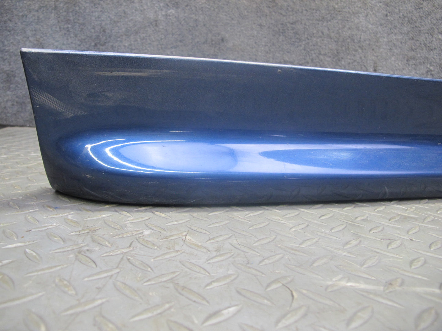 01-06 BMW E46 330Ci Coupe Convertible Right Side Skirt Rocker Panel Molding OEM