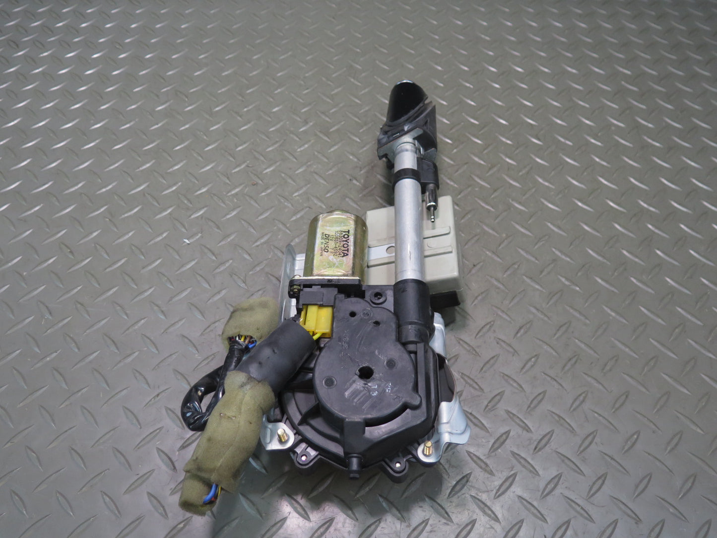 02-08 Lexus Z40 SC430 Exterior Power Radio Antenna Assembly 86309-24041 OEM