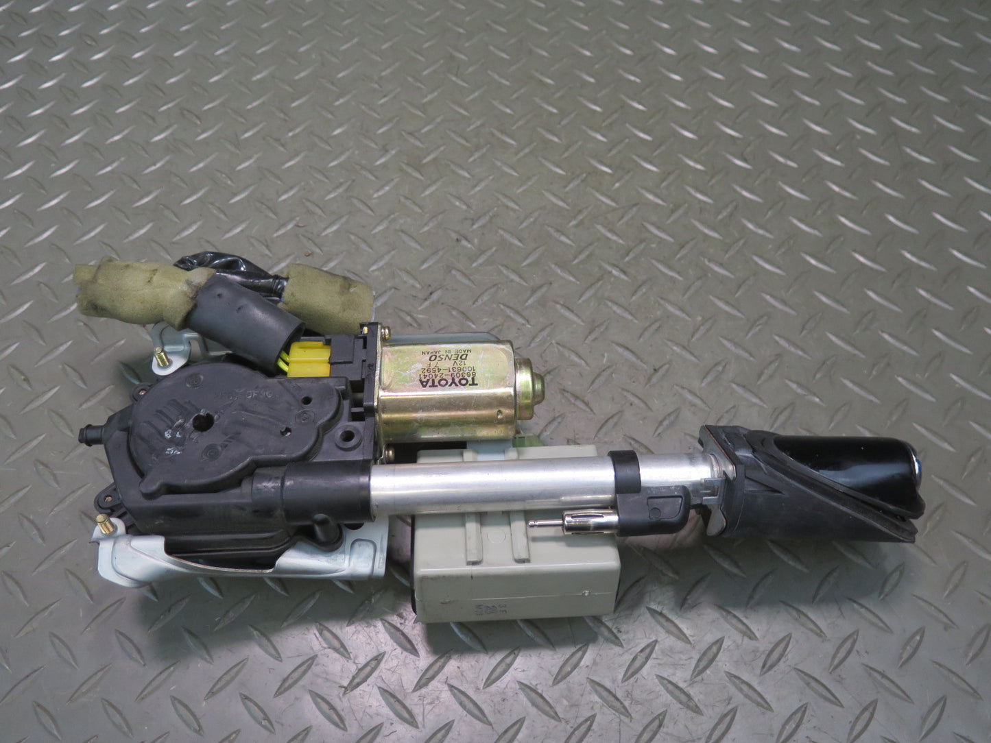 02-08 Lexus Z40 SC430 Exterior Power Radio Antenna Assembly 86309-24041 OEM